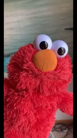 Elmo’s got an arm! #elmo #foryoupage