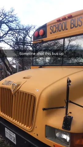This abandoned bus is pretty disturbing 😬 #abandoned #abandonedcar #disturbing #fyp #foryou #school