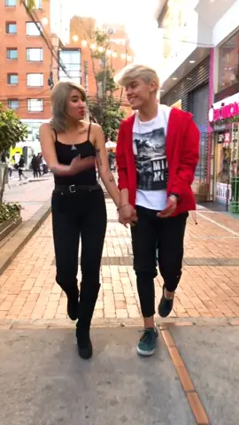 ¿Es raro extrañar a alguien? 🥺