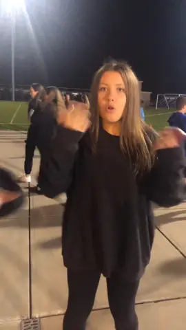 I was mad at the end bc I have no boyfriend make this go viral so maybe he’ll like me!! @lex_3252 @carsxn.miles #homecomming #foyoupage