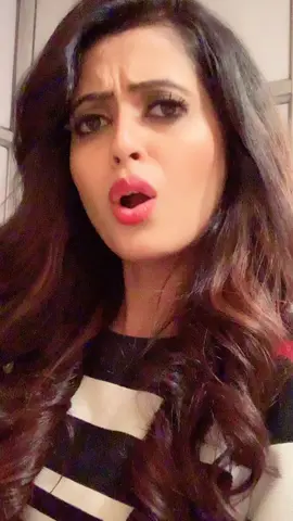 #kon #me #ha #tum #bs #tum #ofoo #ilovethissong #exprationqueen #eye #gujjukisena #kfans