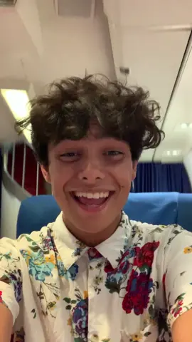 heading to north korea in FIRST CLASS!!! im so excited 😍😍