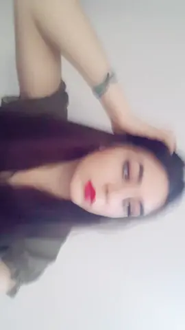 Ca. 16 Uhr live am Stall..Wer ist dabei? 🦄😘 Insta: xlisahex Link in meiner Bio