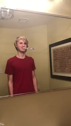 This is how I brush my teeth #teeth #foryou #foryoupage #getspooky #toothpaste