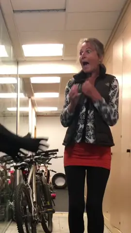 Scared the living daylights out of her 😂😂 #ukcomedy #foryou #scareprank #halloween