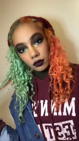 #Inverted #youreinvited #tailgateszn #fyp #random #makup