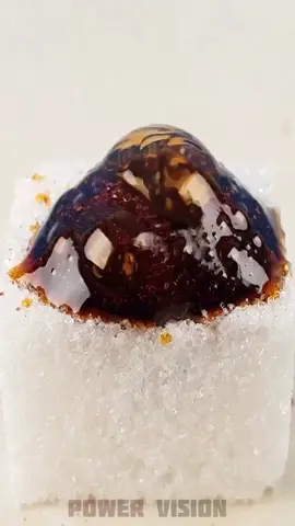 Sugar + Hot Ball = Epic #trick #sugar #trick #science #scienceexperiments #creative #idea #lifehacks #experiments