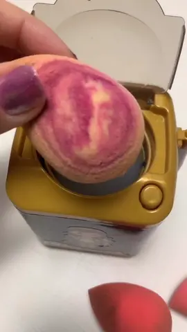 Have you ever tried this? 😄  #washingmachine #beauty #makeup #style #fyp #beautyblender