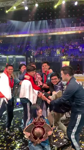 EVOS adalah juara dunia! ☝️ #evosroar #evosm1 #mobilelegends