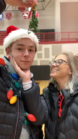 what happens under the mistletoe, stays under the mistletoe #fyp #highschoolisforever