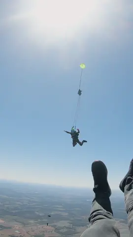 Wait to see the deployment! #fyp #foru #fypage #skydiving #spaceland #freefall