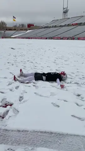 Have you ever had practice in the snow? #justdancemoves #foryoupage #fyp #foryou