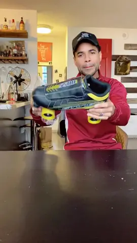 WAIT FOR IT! 🤣 tag 3 friends and say nothing! w/ @twan  #lol #haha #mouthchallenge