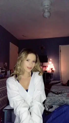 I’ve never had a boyfriend tho lol #UNOirl #holidayhacks #VoiceEffects #ThankUNextSpritz #foryou #fyp