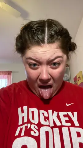 i can't do anything normally so here's another pic vlog #foryou #Vlog #getreadywithme #hairstyle #makeup #lifetutorial #newfie