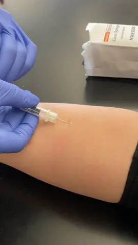 when you think you’re part of Grey’s Anatomy 🥼😭 @tenleyy.clairee @daniinandez24  #fyp #foryou #foryoupage #viral #tiktok #trending