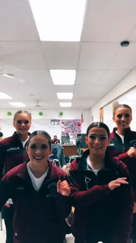 Dance team edition💋 make our coach viral!!🤩 #fyp #foryou #viral #trend #dance #danceteam #rockwoodsummit #missouri