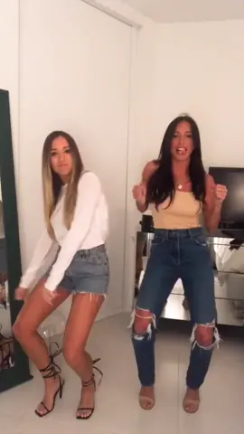 Can you & your sister both do the 2002 c-walk in heels? @rickeysisters #foryou #fyp #viral #OhYEAHChristmas #forthephoto