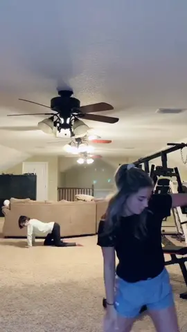 Back it up? #fyp #foryourpage