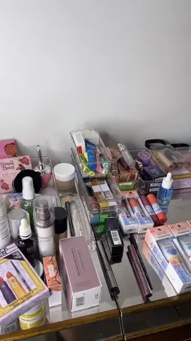 Slowly organizing my makeup/skincare vanity still work to fo #fyp #foryou #foryoupage #viralvibes #makeupvanity  #makeup #makeupchallenge