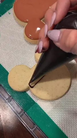 More #mickeymouse inspo #sugarcookies ! Who loves #mickey ? #cookiedecorating #tiktokpartner #cookievideo #cookiedecorating #cookies #christmas