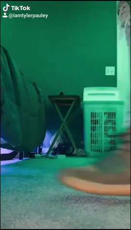 I bet we cant get on the #foryoupage and have more than 100 likes... if we do I'll notice everyone in the comments ily all #fyp