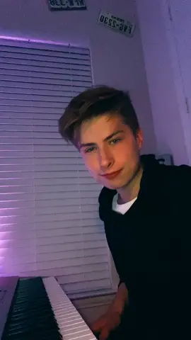 creve coeur 1 by hobo johnson but calm:) (go check out my album/merch on ethanjewell.com!) #fyp #foryou #CozyLittleChristmas #HolidayBeat #foryoupage