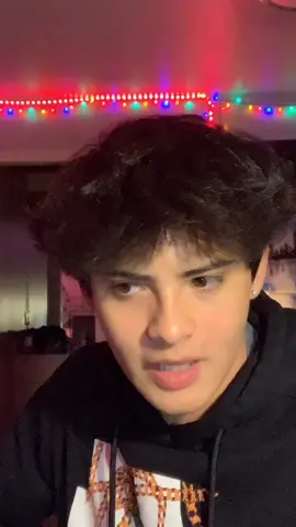 POV: you’re @ohalėx ‘s girlfriend and I’m about to swoop you away to my house because I’m better