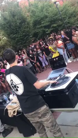 The REMIX got the whole crowd HYPE 🚨 #swagsurf #dj #rap #music #djchallenge #remix #shoutoutOT