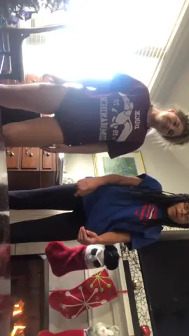 lemme touch it 🌚 . #foryou