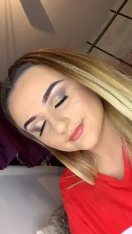 Over played song and a mediocre makeup routine💃🏻#foryoupage #fyp