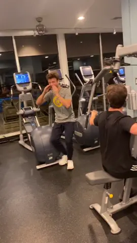 Gym PRANK on my brother! 😂💪🏽 #prank #gym #GymLife