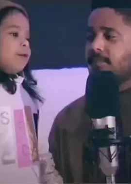 ياربيي كيووت😭😭💞.