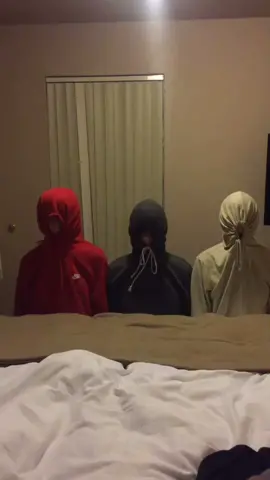 Dad walked in and asked if we were praying. #fyp  #roundofapplause