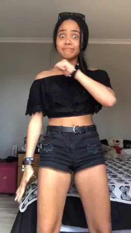 I’m off to Kenton for the best New Years ever🥳🥂 #foryou #foryoupage #fyp #viral #dance #tiktoksouthafrica #southafrica #tiktoksa #tiktok