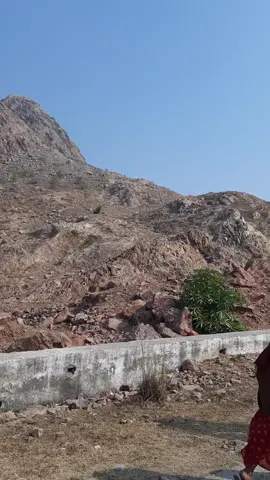 yahi wo jagah hai jahan ye dialogue bola tha.....#dasrathmanjhi