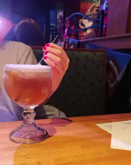 Messeing up my girlfriends drink selfie her getting tightt 😹😹😹#fyp #fouryoupage #fouryou #prankongirlfriend