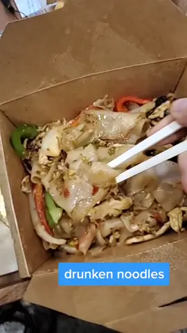Delivery #thaifood #Foodie #eating #fyp #noodle