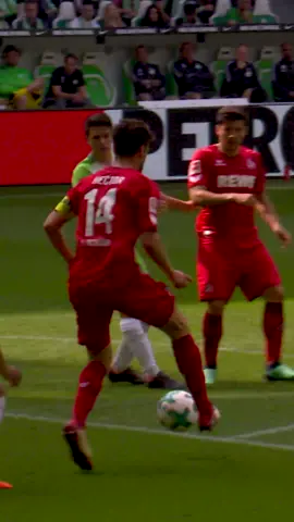 Jonas Hectors 360 oder Christian Clemens direkt verwandelte Ecke? Welches #effzeh-Tor war schöner? #goal #wow #football #bundesliga #fyp #skill