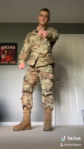 How do you get dressed?🇺🇸 @mitchdyer #fyp #foryou #ThatsWhatILike #airforce