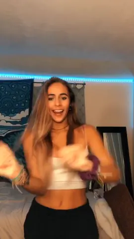 headin to the 🍪 shop #fyp #myheartwhen