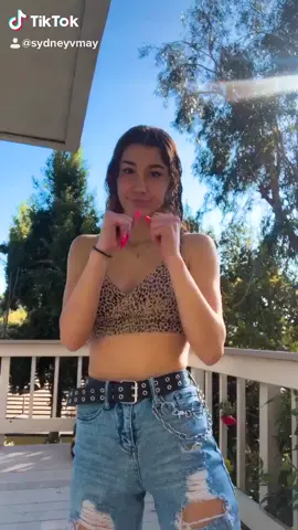 Think I’m going to start working out, show myself sum self love and be healthy... shoukd I keep y’all updated on the progress?