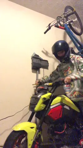 Me whenever I pull up to a car or bike meet #foryoupage #foryou #fyp #tiktokpartner #gromsquad #grom #explore #trending #ducati #harley