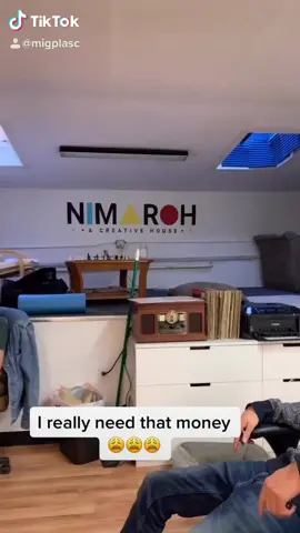 Reposting because I NEED that cash y’all! #seeya #WhatsYourStuf #officelife #helpme