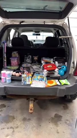 Dumpster diving haul worth hundreds 🤑🤑 #dumpsterdiving #dumpsterdivingpaysmybills #free #LifeHack #savingmoney #fyp #foryou #imanexpert