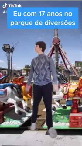 Só queria brincar também cara😢