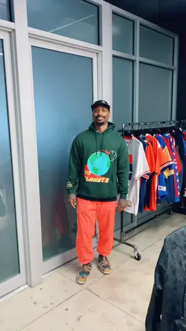 My man Mel D. Cole stopped by the Level 4 Showroom. @meldcole @level4collective