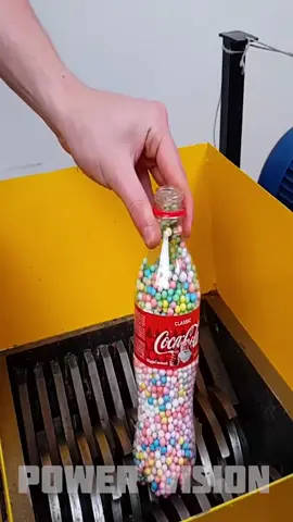 Did you see? #tests #experiment #shredding #oddlysatisfying