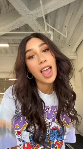 Y’all really didn’t need this content but 😂 also my gums said 😬