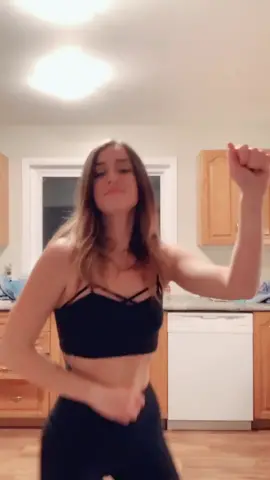 When he says he likes a white girl that can move like a Latina 💃🏼 #dance #hips #fyp #foryourpage #foru #foruyou